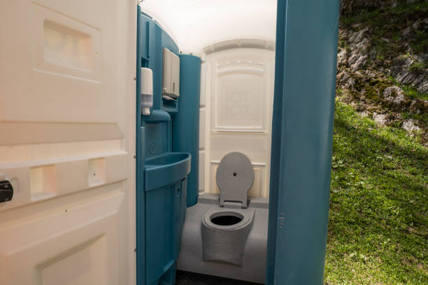 Portable Toilet Options We Offer in Mastic, NY